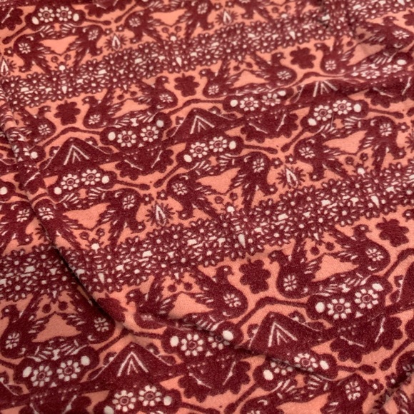 Lularoe one size leggings, excellent condition - Picture 2 of 3